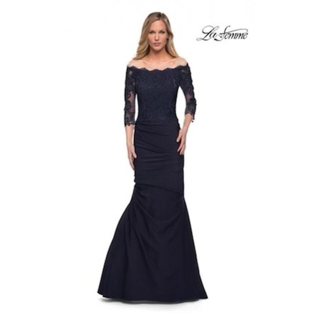 La Femme Midnight Blue Lace Mermaid MOB MOG grown stunning like new